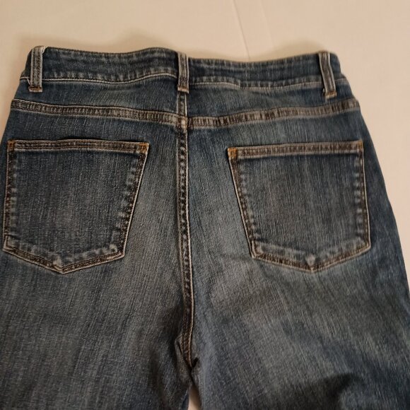 2 Pairs Talbots Classic Heritage Medium Wash Straight Leg Jeans Women’s Size 6 - Picture 4 of 16